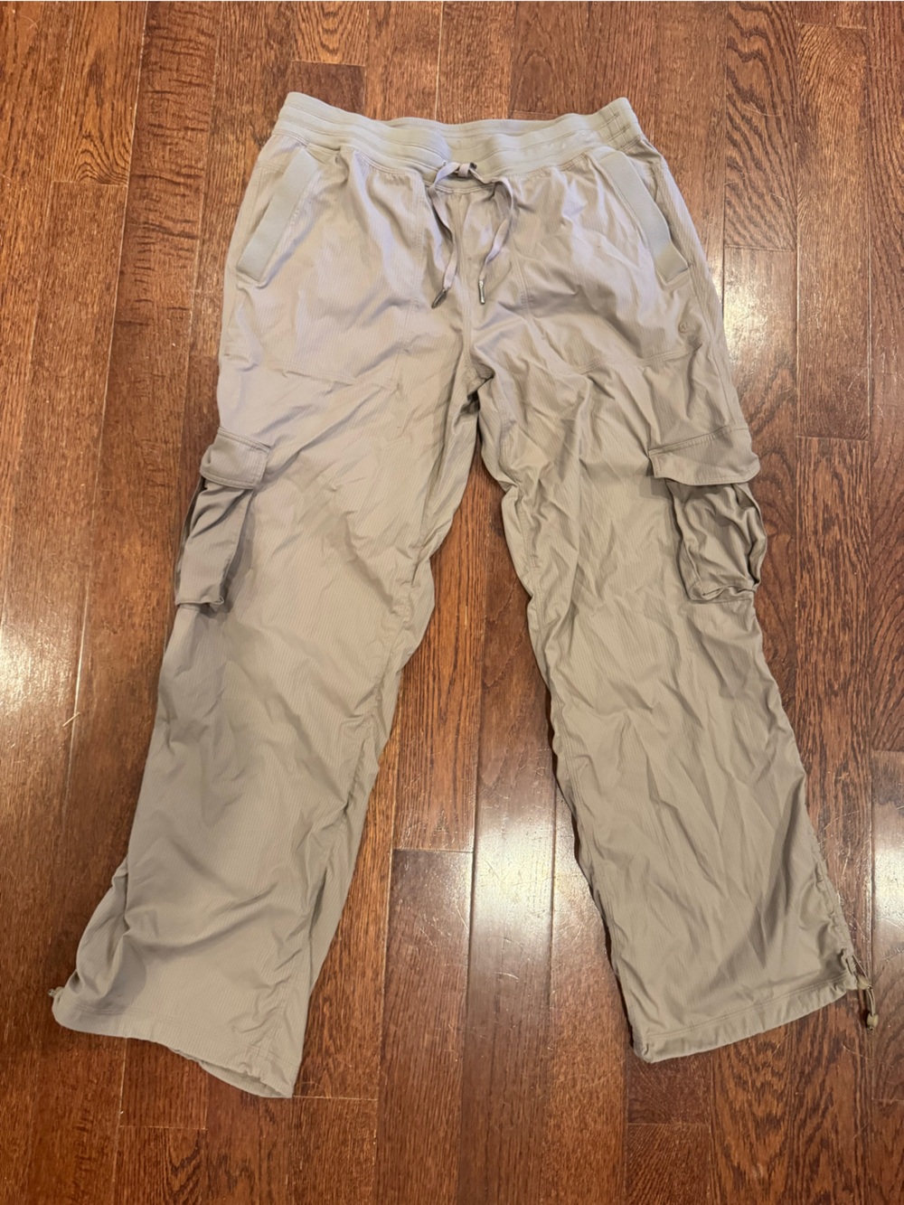 lululemon athletica Wide-Leg Cargo Pants — Light Beige